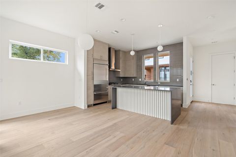 Tiny photo for 900 S 2nd ST #18, Austin, TX 78704 (MLS # 6257720)