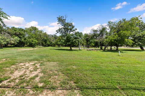 Photo of 1408 N Bishop ST, San Marcos, TX 78666 (MLS # 2899690)