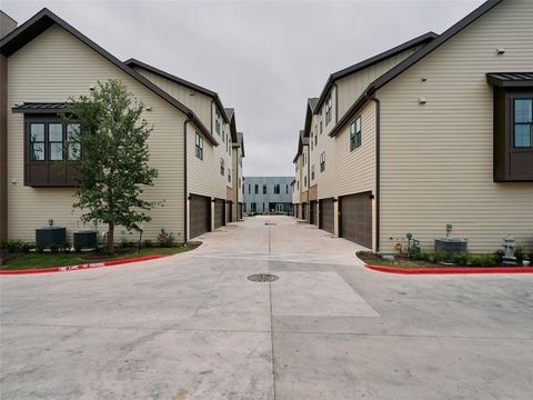 Tiny photo for 2209 Woodland Ave Ave #603, Austin, TX 78741 (MLS # 4913626)