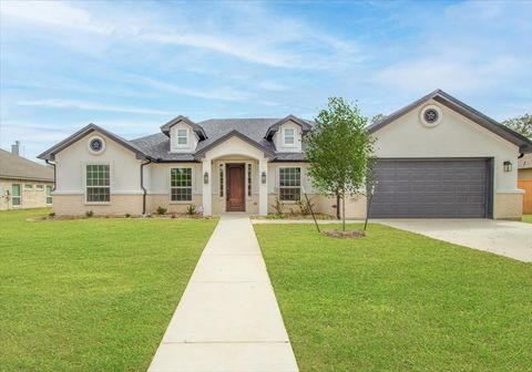 4113 Turning Leaf DR Nolanville TX 76559