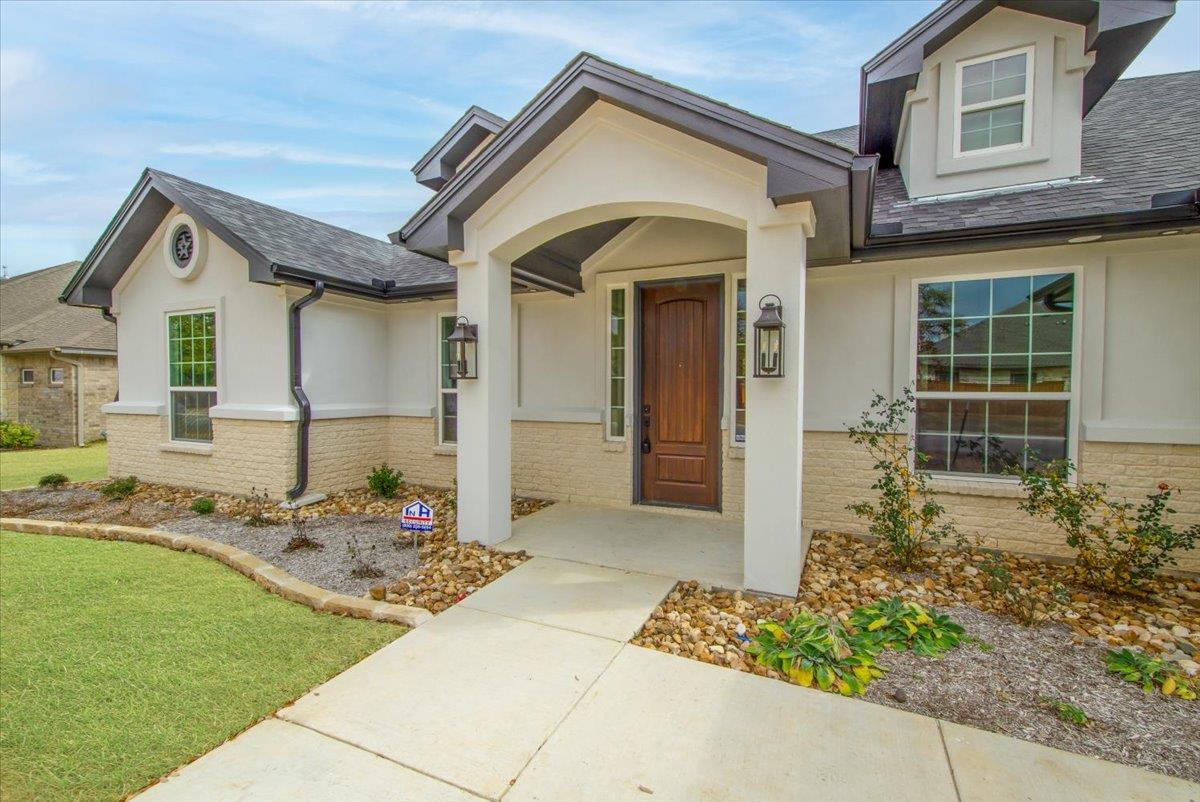 4113 Turning Leaf DR