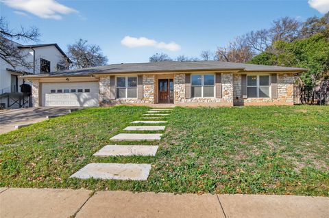 Photo of 1208 DUSKY THRUSH TRL, Austin, TX 78746 (MLS # 4319866)