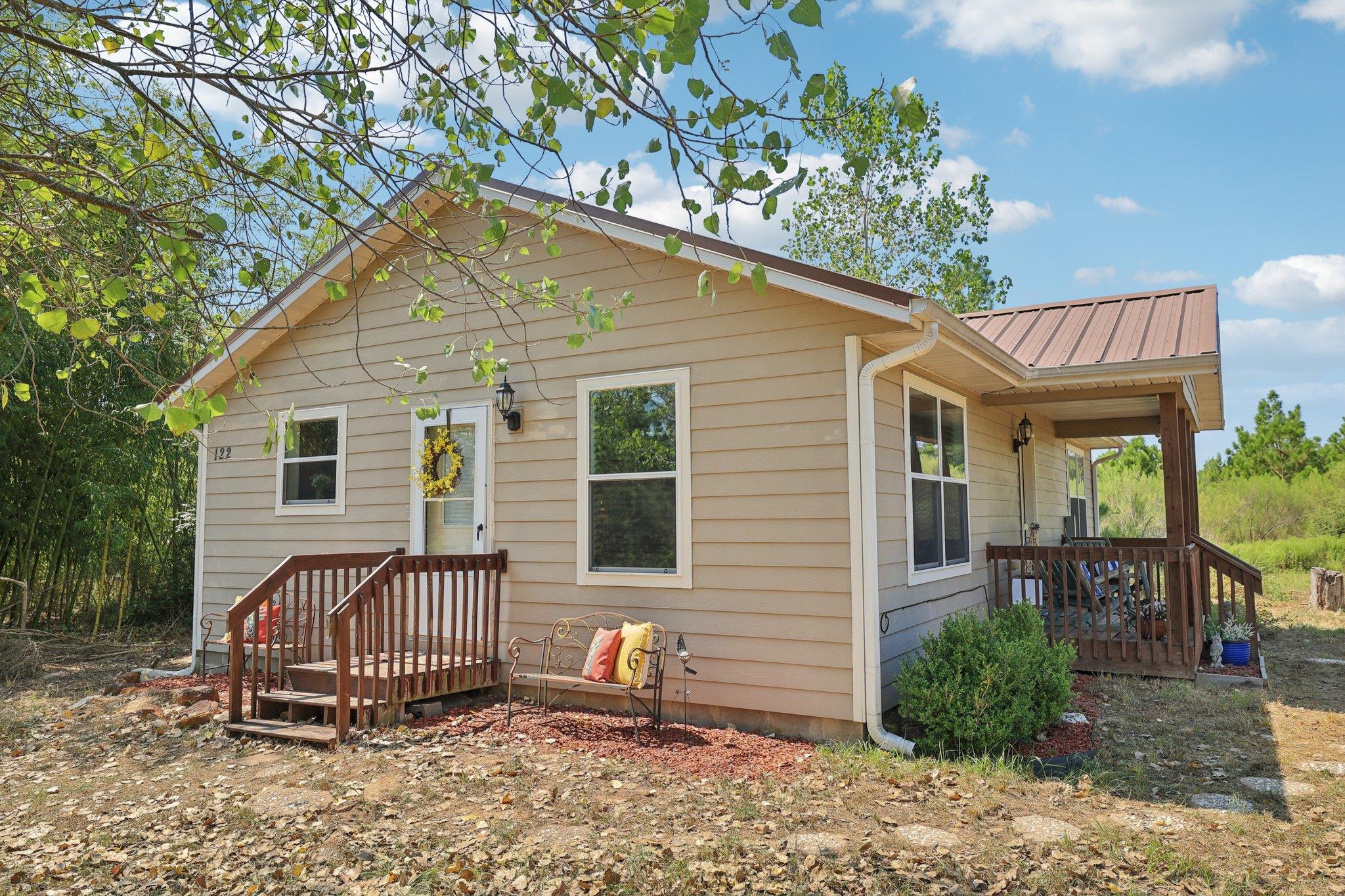 122 Rolling Pines DR