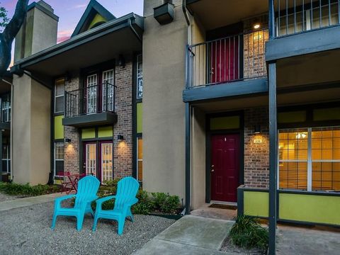 Photo of 7685 Northcross DR #208, Austin, TX 78757 (MLS # 1113482)