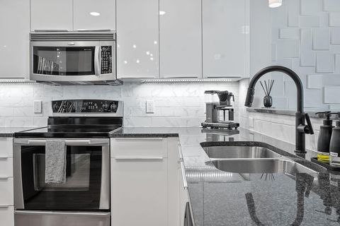 Tiny photo for 360 Nueces ST #1007, Austin, TX 78701 (MLS # 7092699)