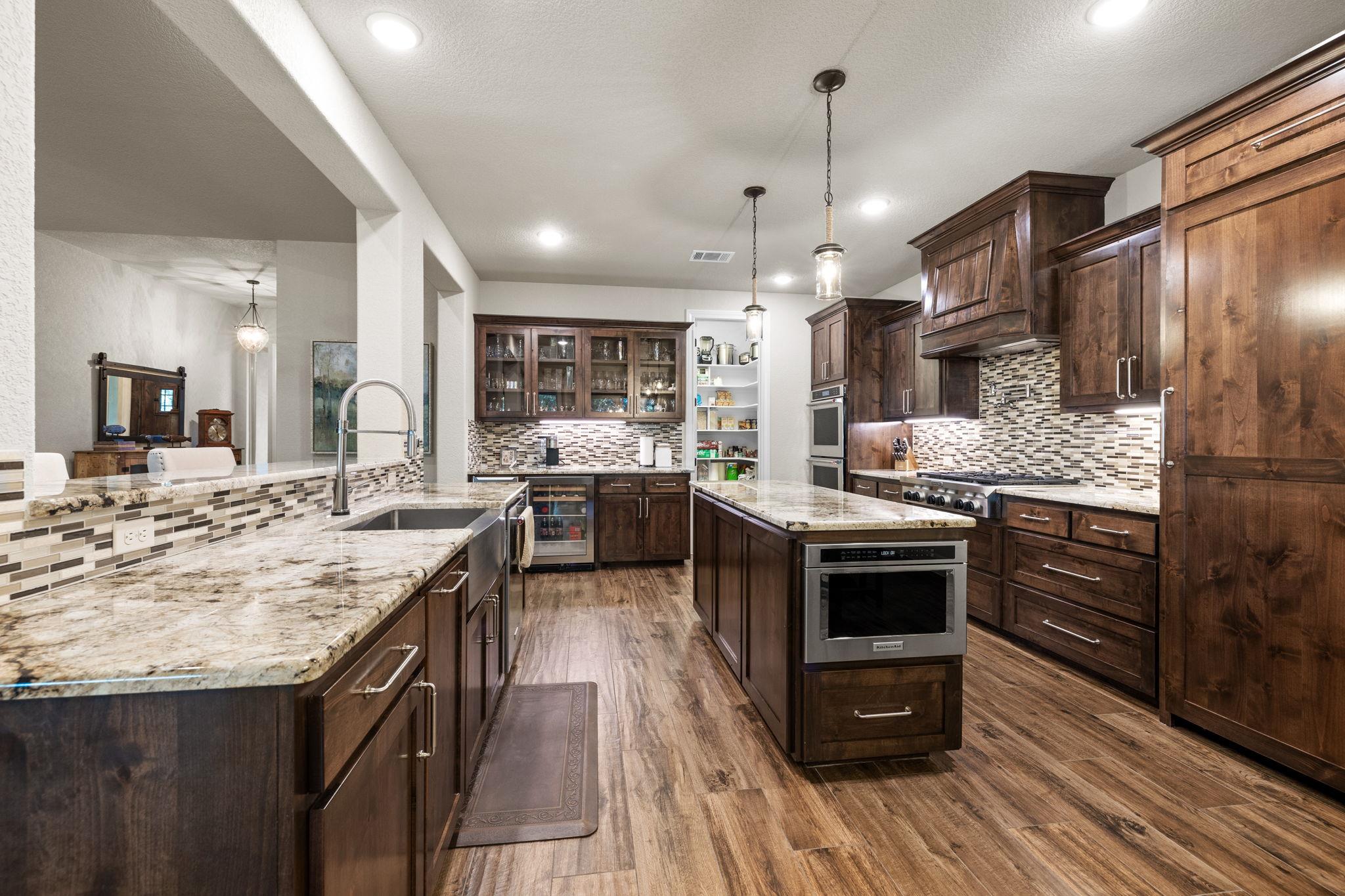 2760 Fishing Hole CV