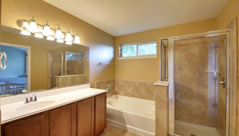Tiny photo for 2132 S Callingwood DR, Austin, TX 78754 (MLS # 6932898)