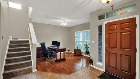 Tiny photo for 2132 S Callingwood DR, Austin, TX 78754 (MLS # 6932898)