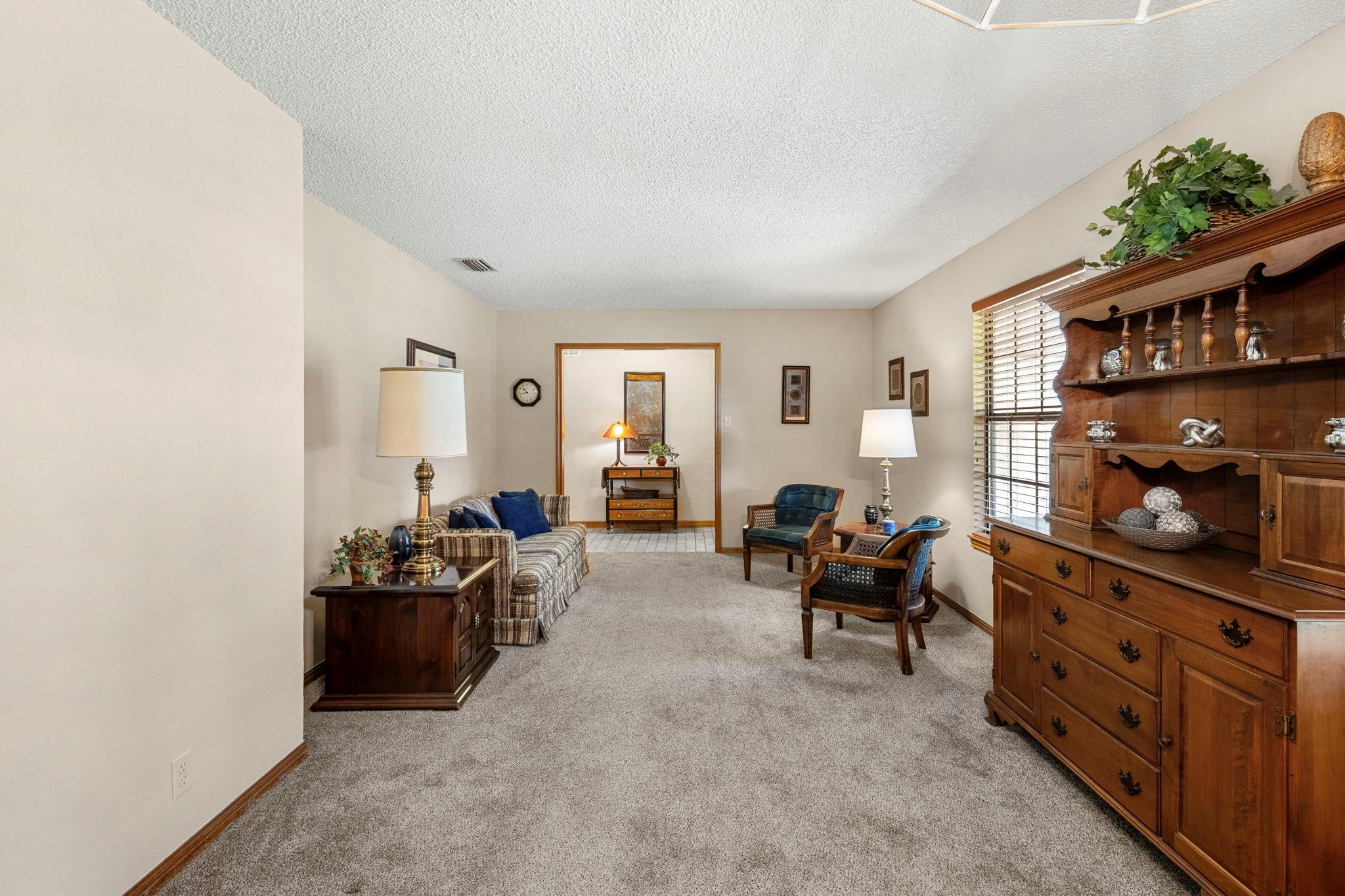 11505 D K Ranch RD