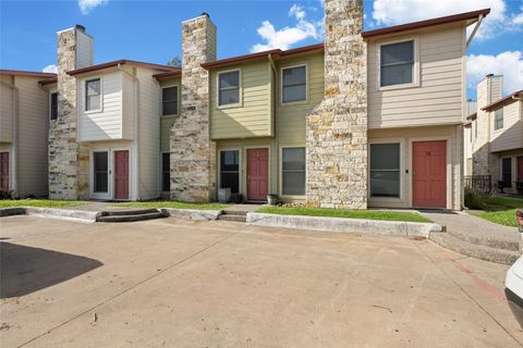Photo of 6900 E Riverside DR #12, Austin, TX 78741 (MLS # 9900672)