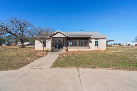 1158 W County Road 415 Lexington TX 78947