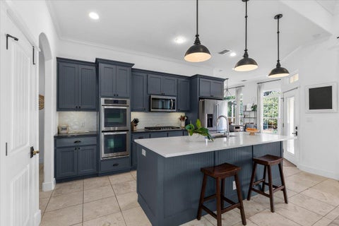 Tiny photo for 811 Presa Arriba RD, Austin, TX 78733 (MLS # 5425686)