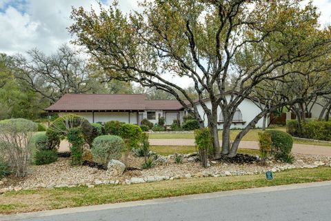 Photo of 812 Electra, Lakeway, TX 78734 (MLS # 5946259)