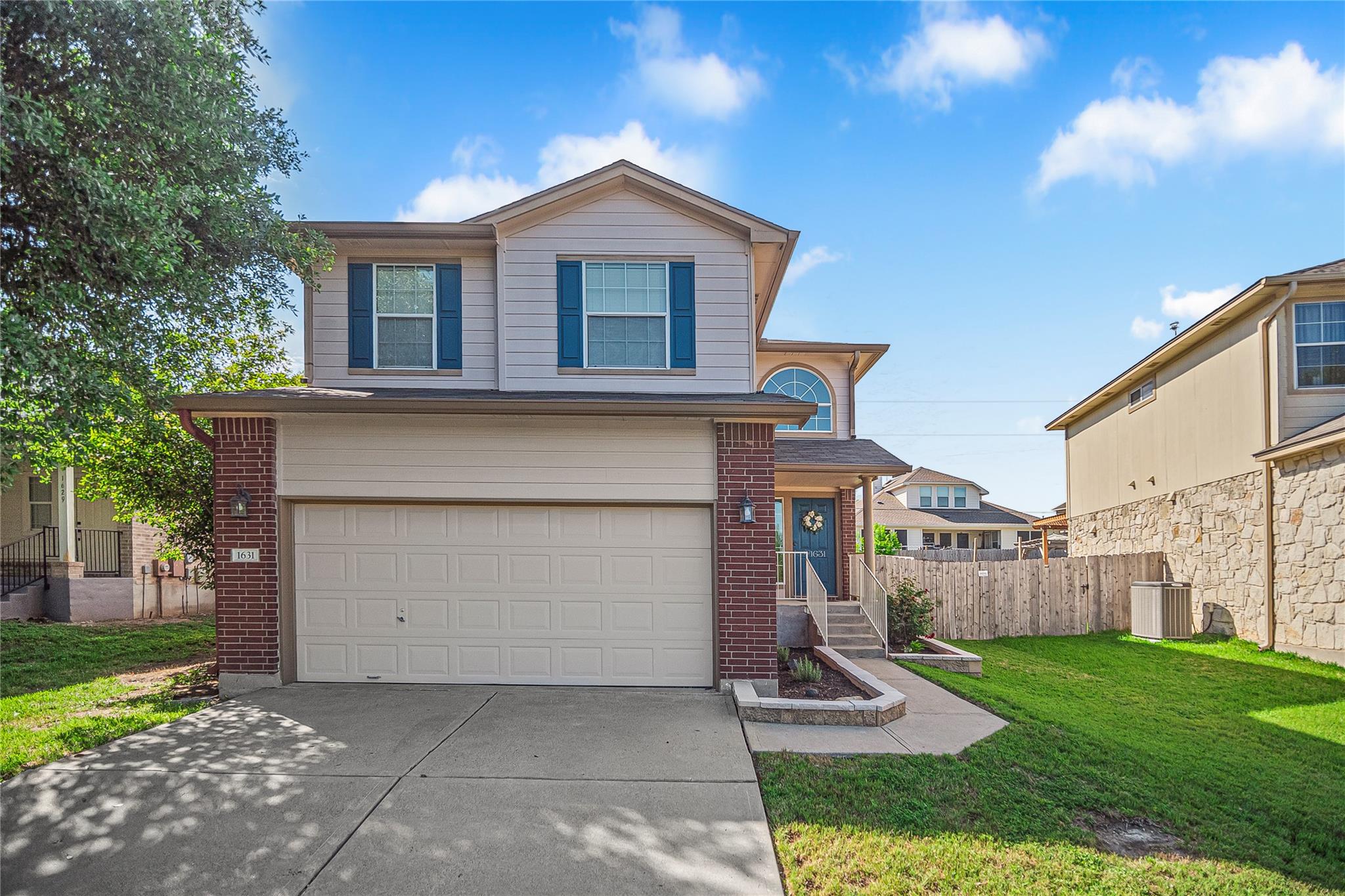 1631 Plume Grass PL