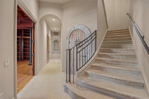 Tiny photo for 106 Costa Bella CV, Austin, TX 78734 (MLS # 2096289)