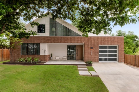 Tiny photo for 2604 Little John LN, Austin, TX 78704 (MLS # 8756705)