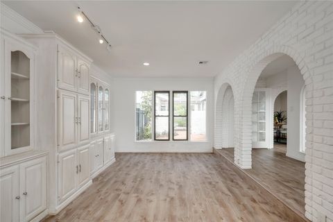 Tiny photo for 4202 N Hills DR, Austin, TX 78731 (MLS # 2682538)