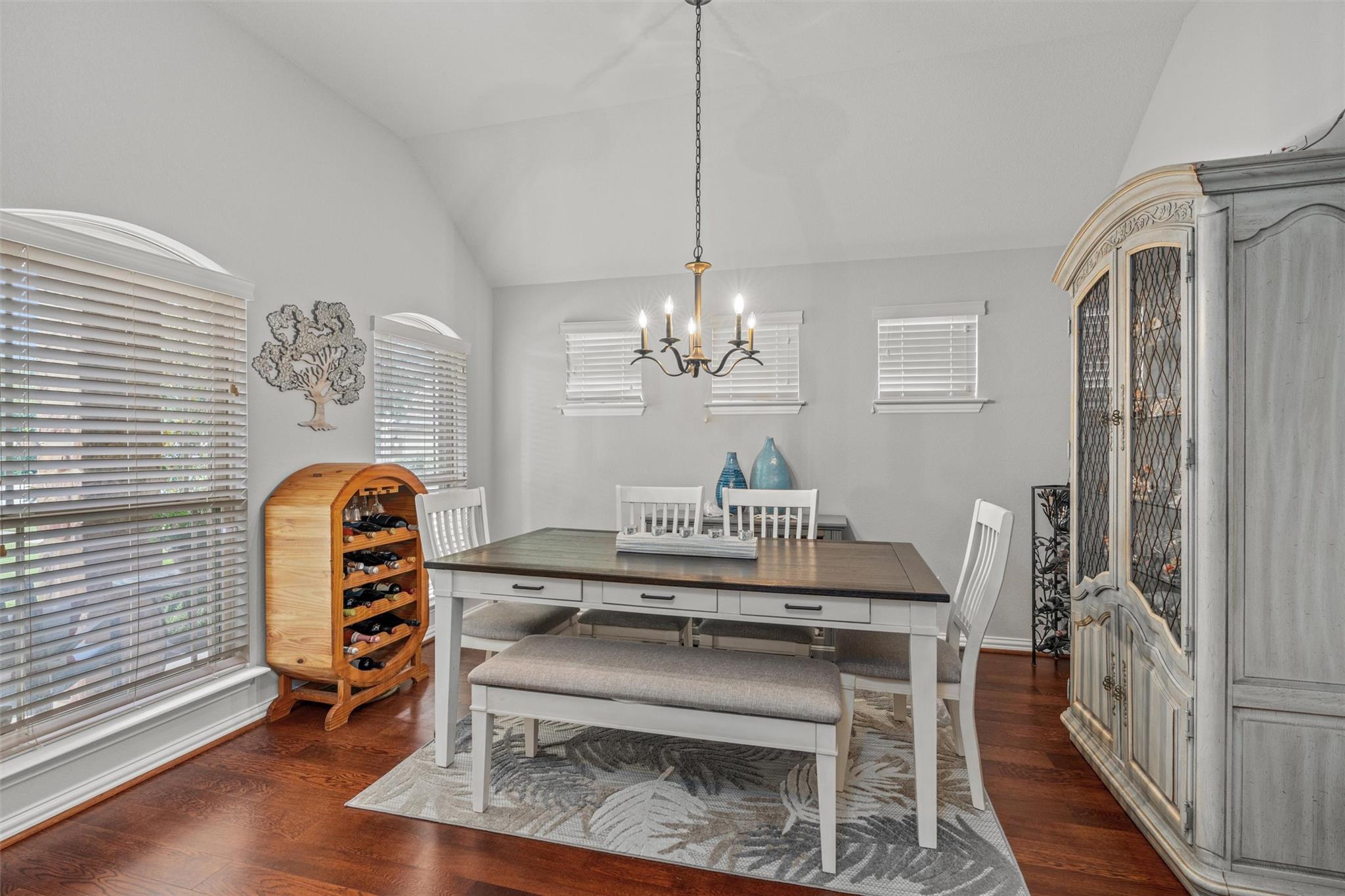 19800 Grail Hollows CV