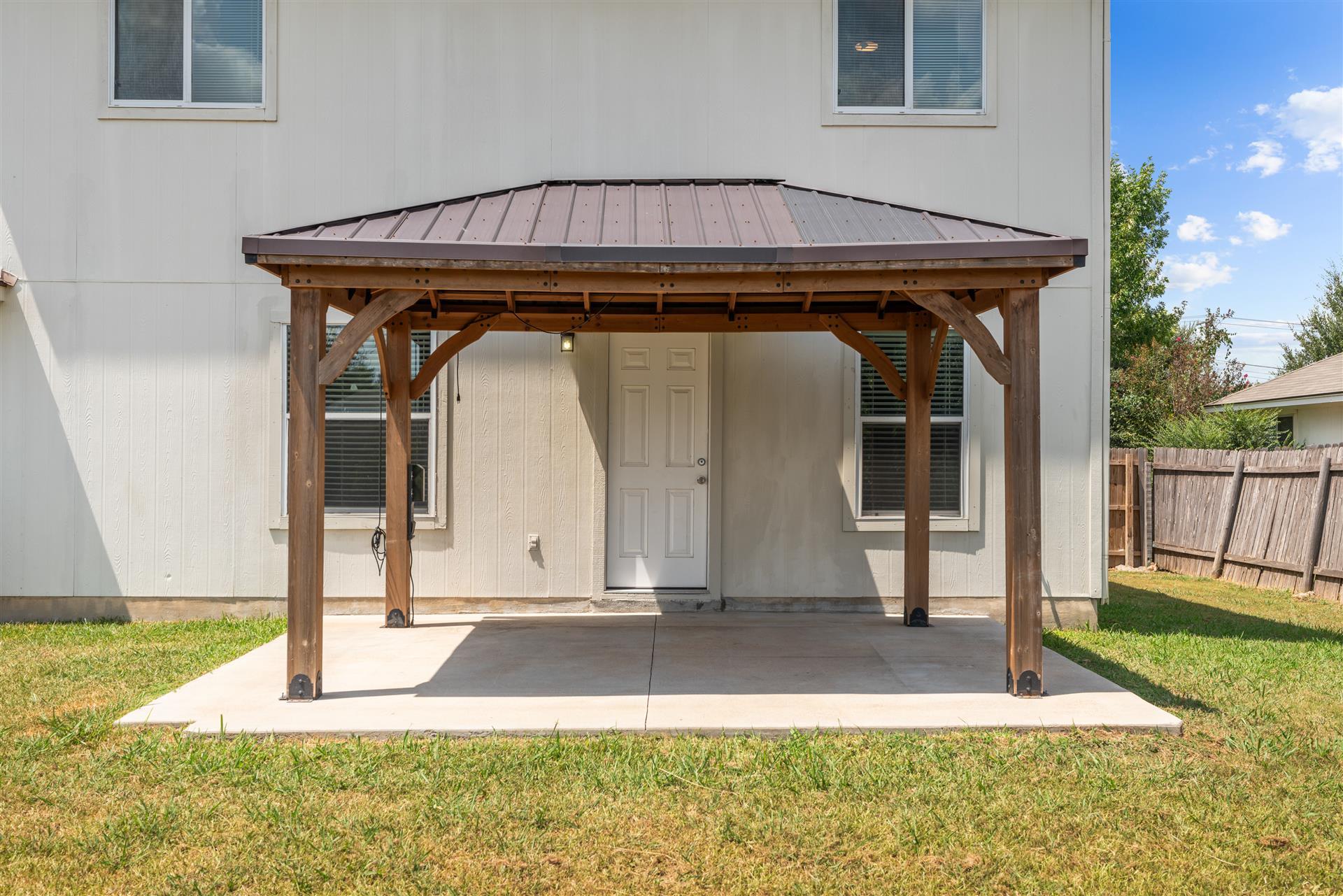 205 Stewart DR