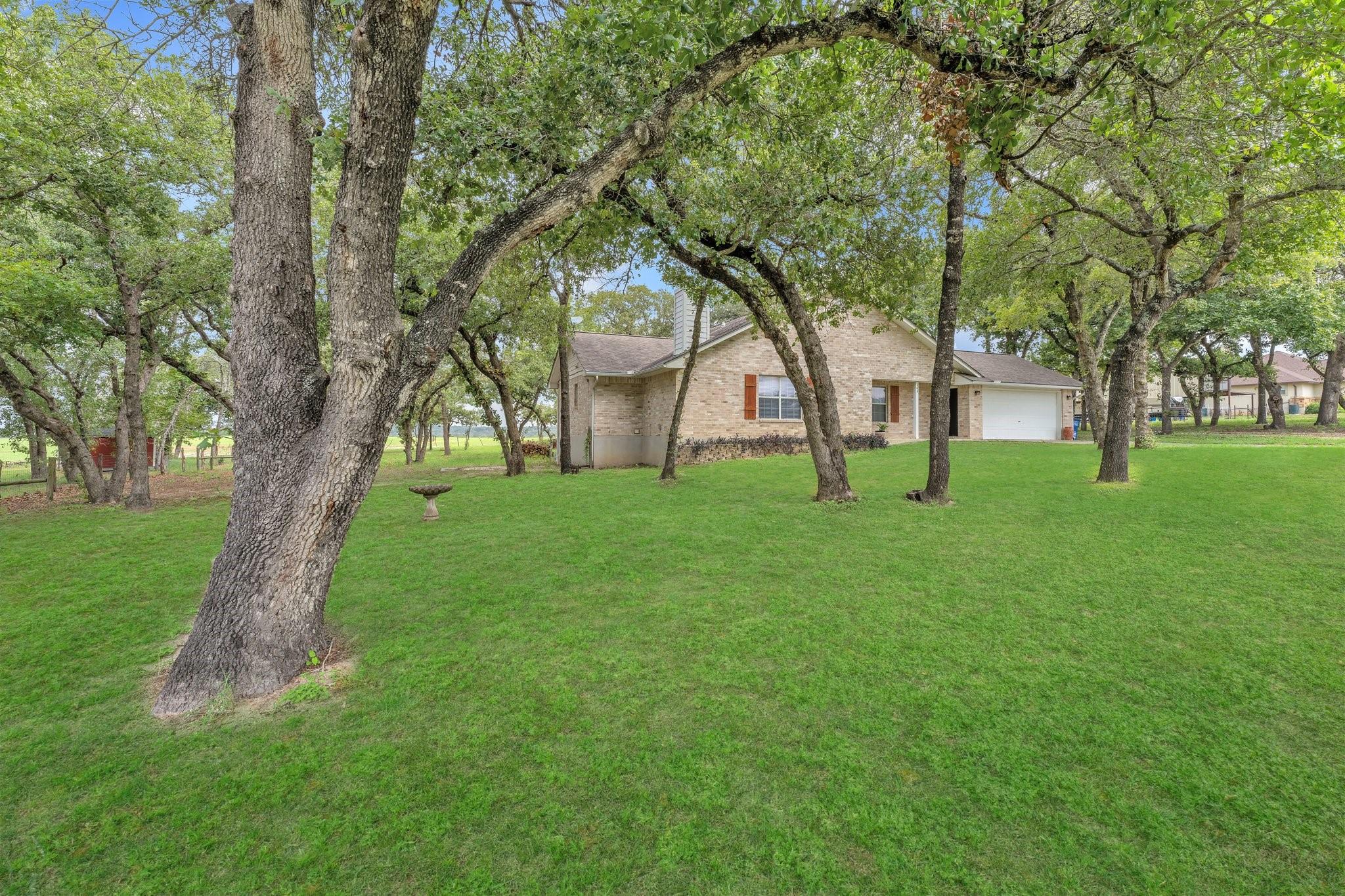 Photo 5 of 39 of 165 Great Oaks BLVD house