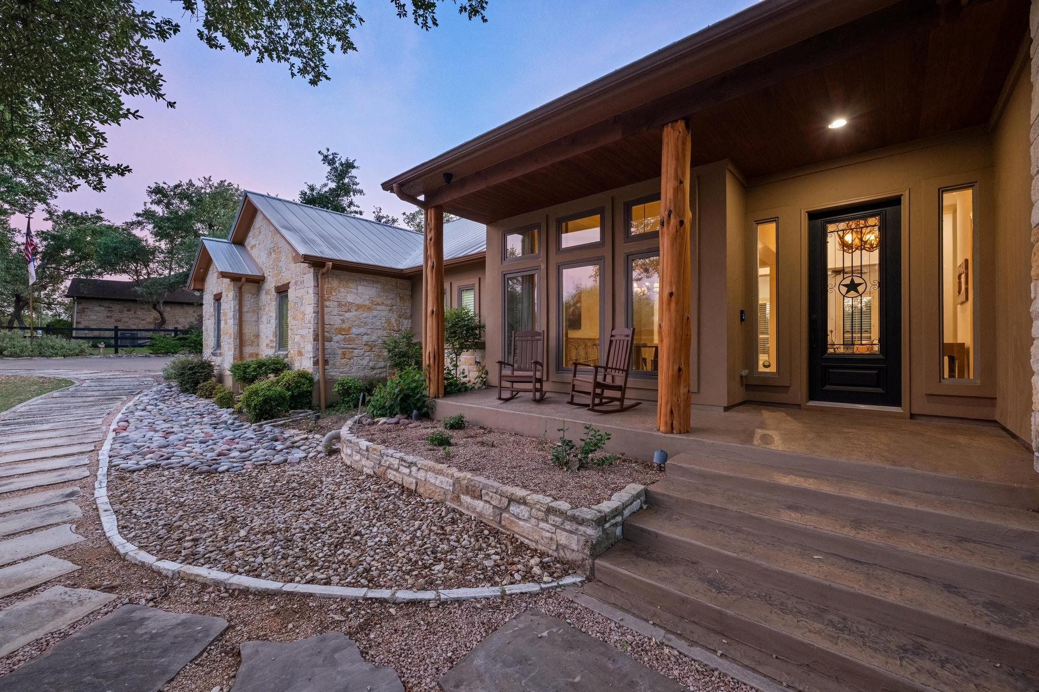 116 Horseshoe DR
