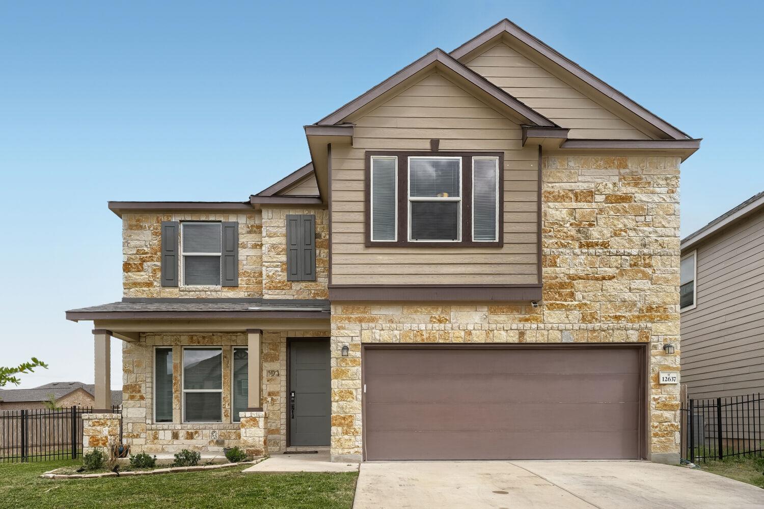 12637 Orchard Grove LN