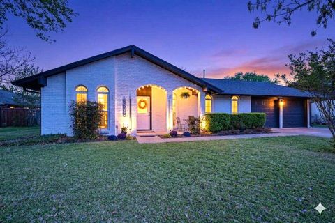 8608 Donna Gail DR Austin TX 78757