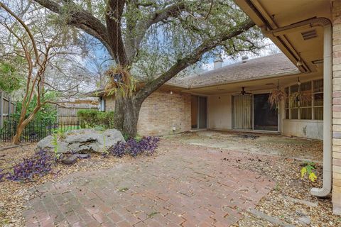 Tiny photo for 4014 Silverspring DR, Austin, TX 78759 (MLS # 1934982)