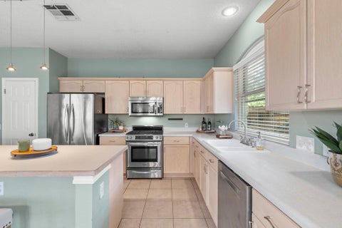 Tiny photo for 17002 Cranston DR, Round Rock, TX 78664 (MLS # 2119469)