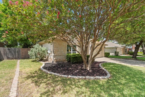 Tiny photo for 17002 Cranston DR, Round Rock, TX 78664 (MLS # 2119469)
