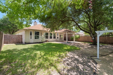 Tiny photo for 17002 Cranston DR, Round Rock, TX 78664 (MLS # 2119469)