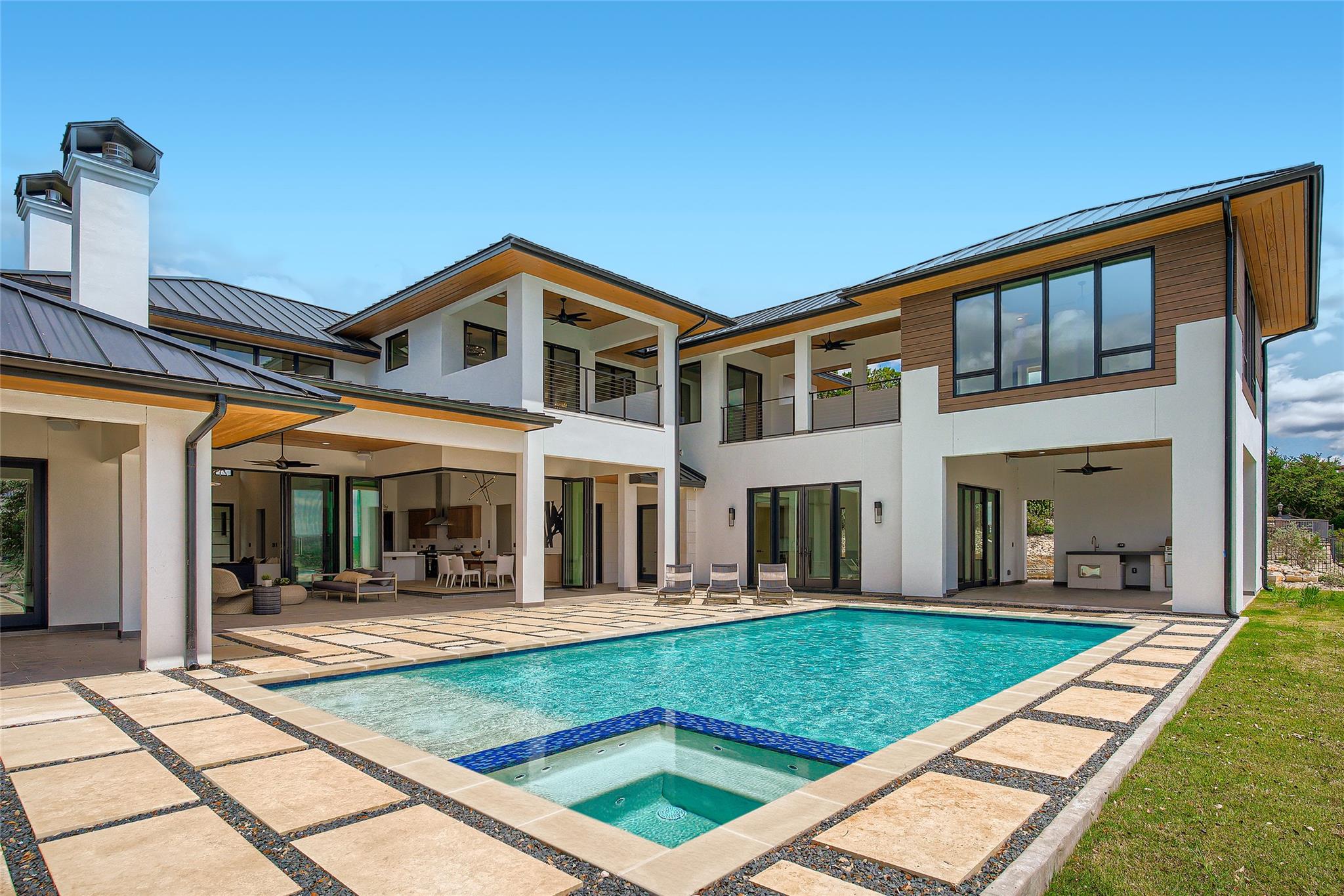 6412 Lantern View DR