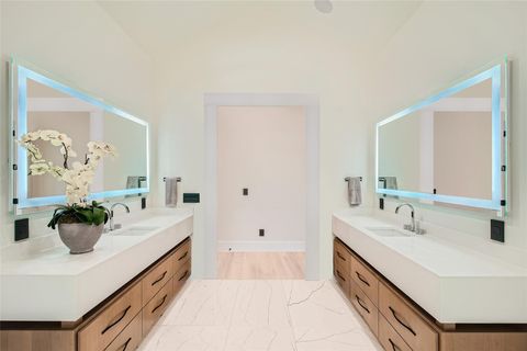 Tiny photo for 6412 Lantern View DR, Jonestown, TX 78645 (MLS # 4579129)