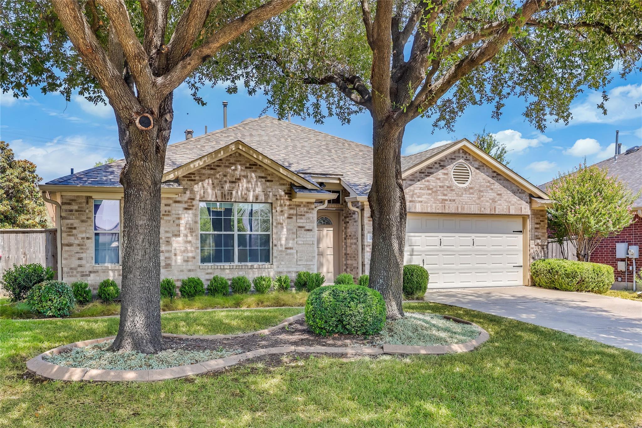 328 Hidden Brook LN