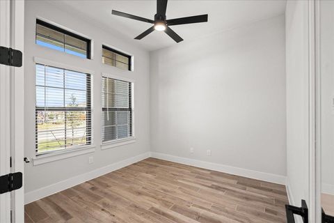 Tiny photo for 19201 Hopper Lane Ln, Austin, TX 78738 (MLS # 4001913)