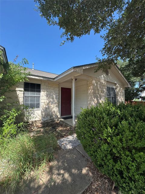Photo of 11732 Maybach DR, Del Valle, TX 78617 (MLS # 9570216)