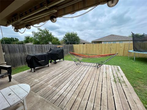 A home in Del Valle