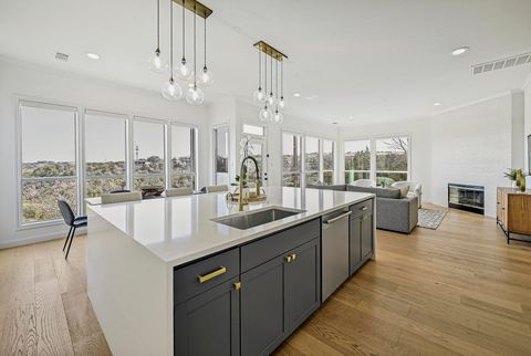 5000 Valburn CT Austin TX 78731