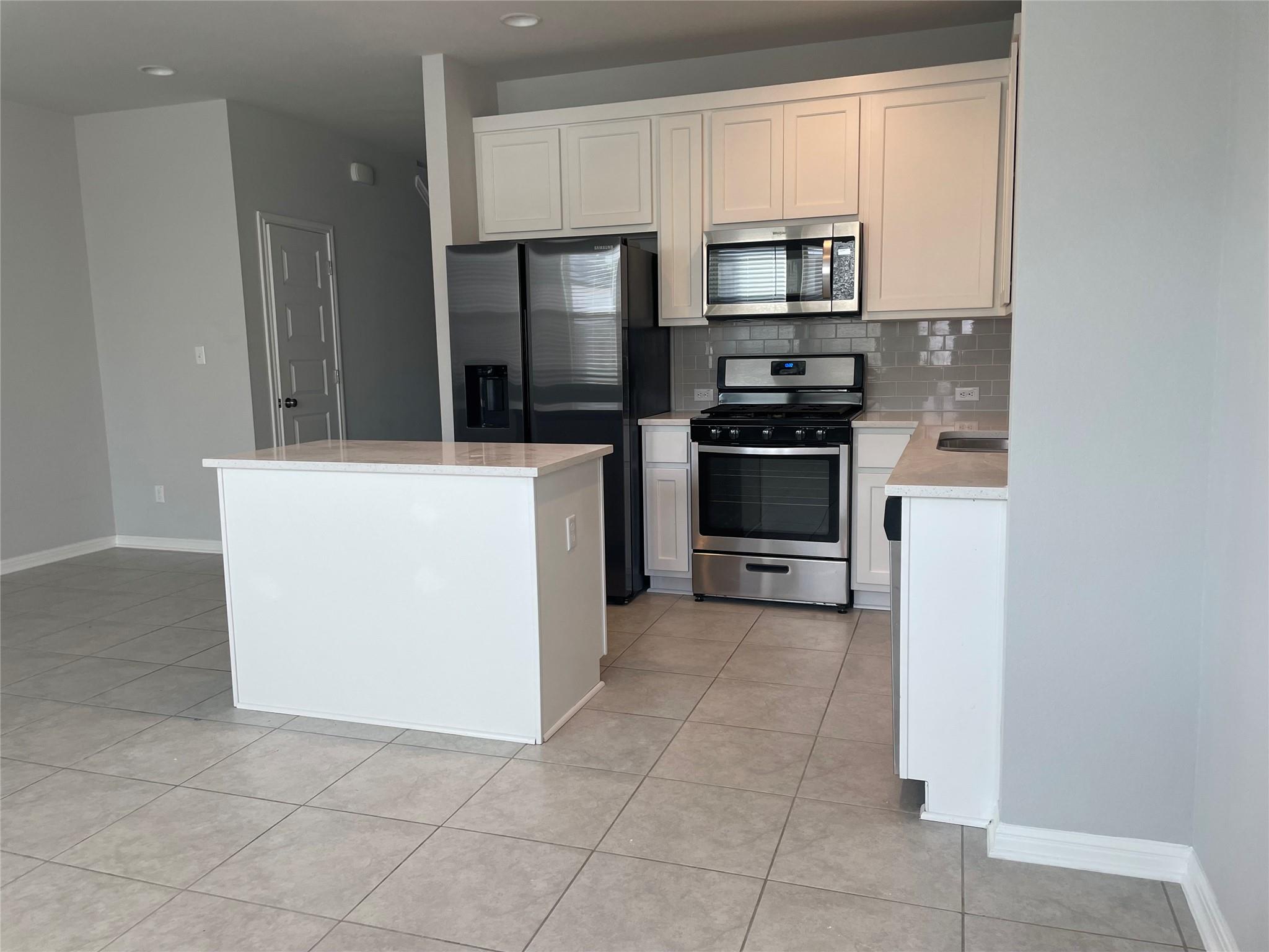 1712 Artesian Springs XING