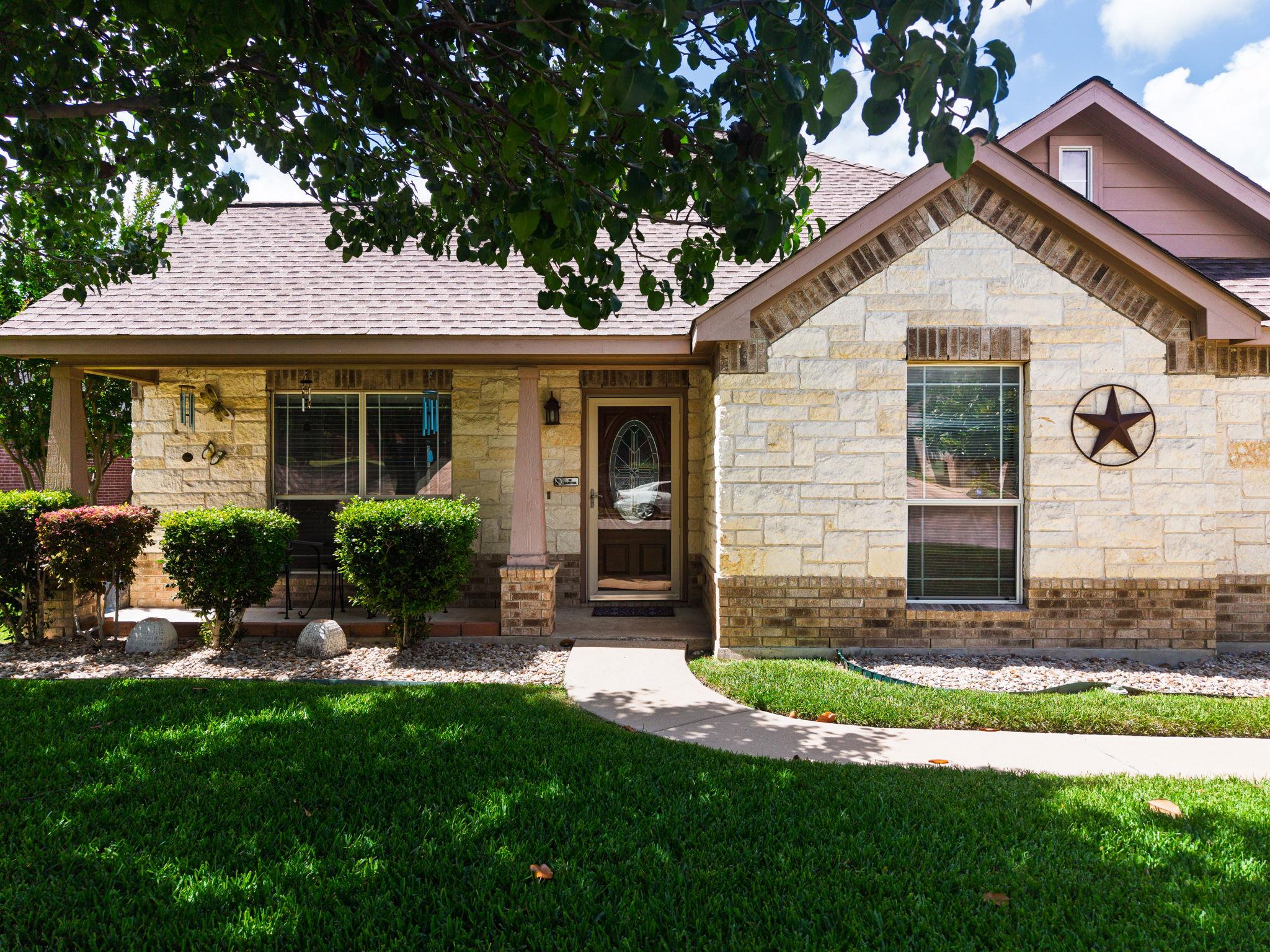 6101 Cobalt LN