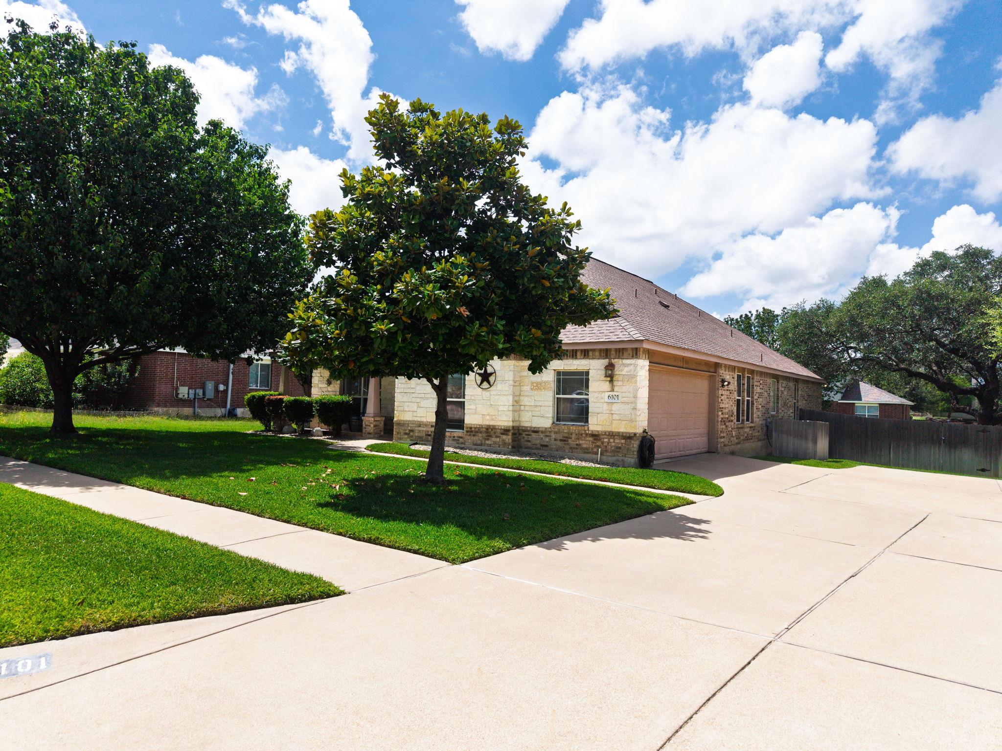 6101 Cobalt LN