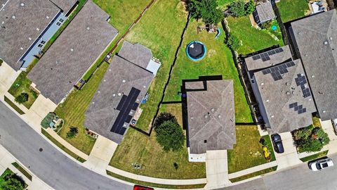 Photo of 324 Gaida LOOP, Georgetown, TX 78628 (MLS # 4491666)
