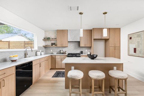 Tiny photo for 2703 Gettysburg DR, Austin, TX 78745 (MLS # 1851120)