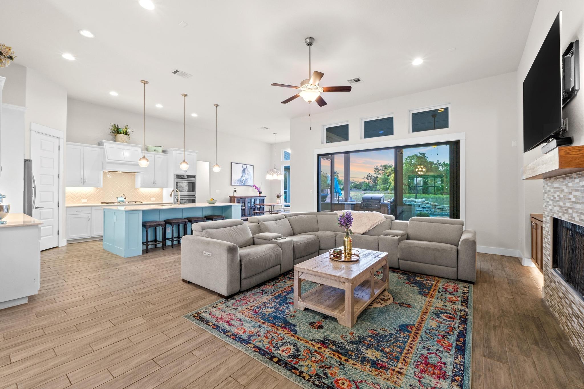 224 Highland Oaks