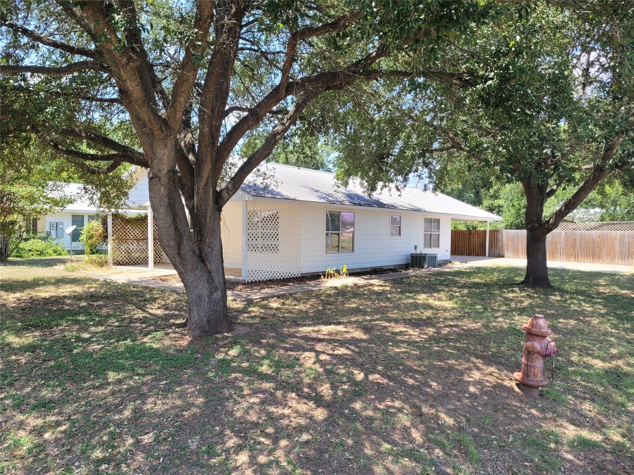 201 Maynard ST