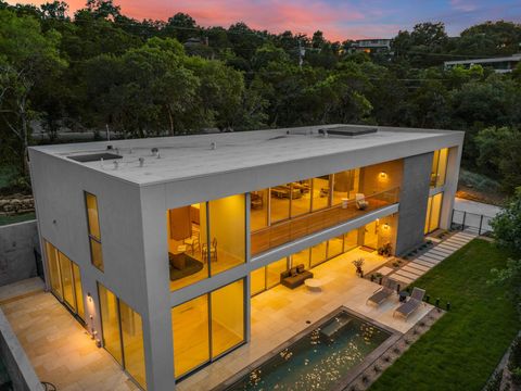 Photo of 1812 Basin Ledge E, West Lake Hills, TX 78746 (MLS # 4260988)