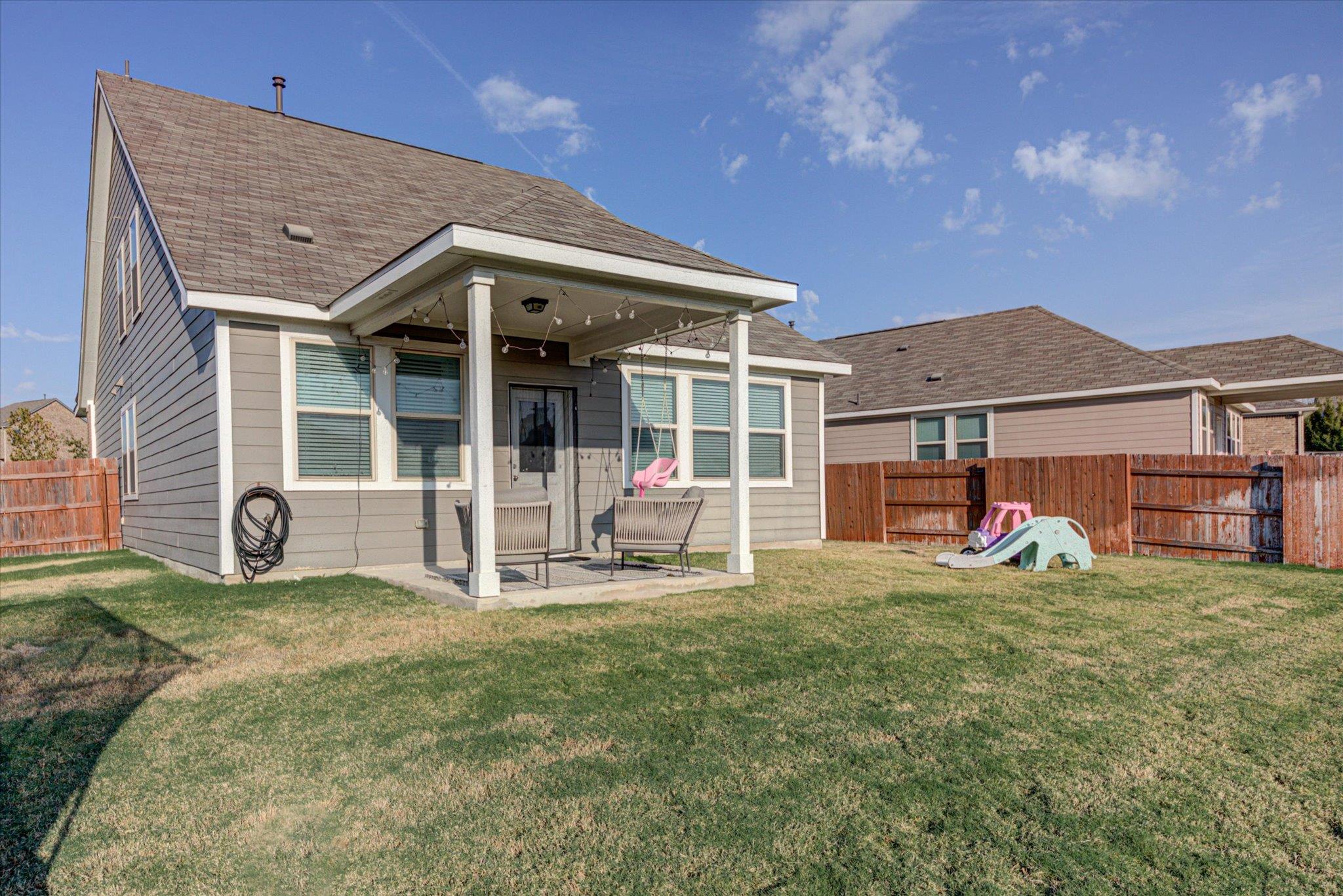 156 Silktassel WAY