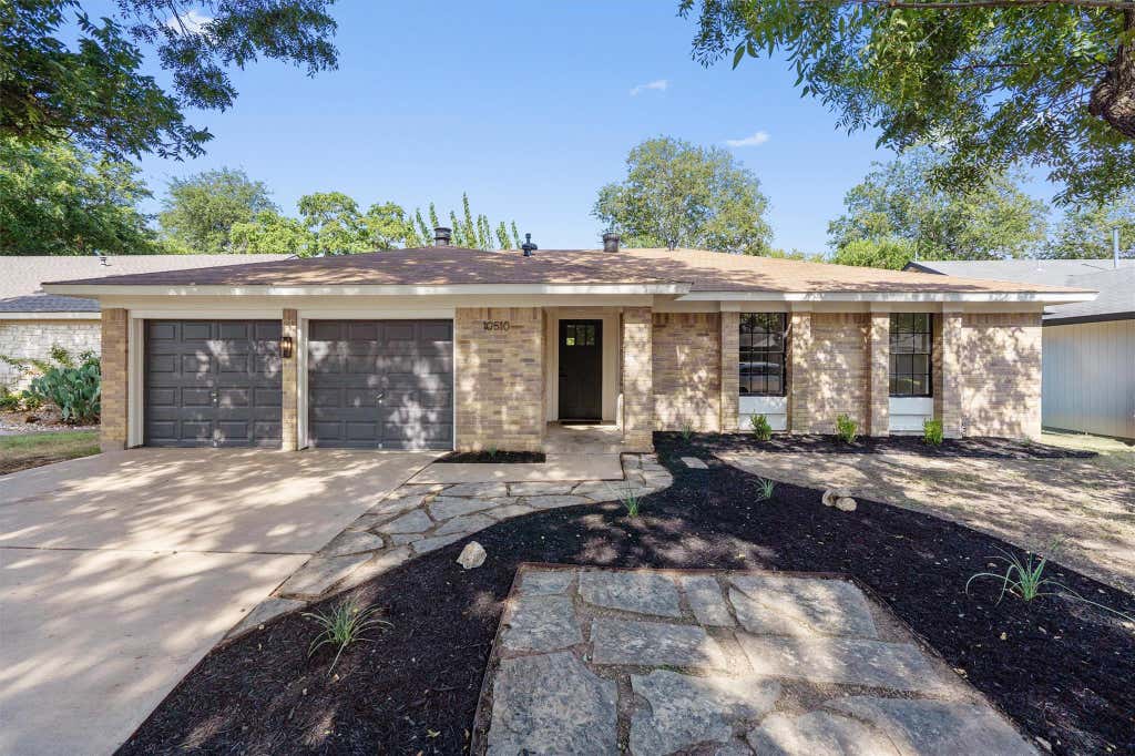 Photo of 10510 School House LN, Austin, TX 78750 (MLS # 7419352)