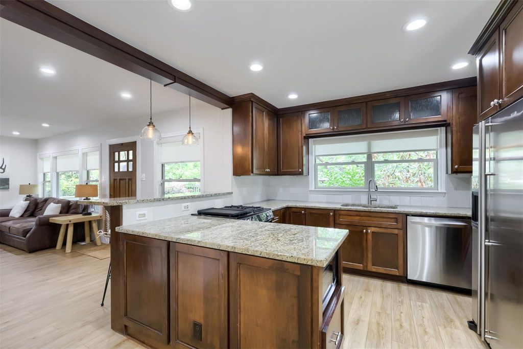 Photo of 4807 Woodview Ave, Austin, TX 78756 (MLS # 4811619)
