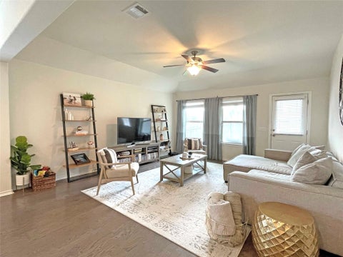 Tiny photo for 13313 Henneman DR, Pflugerville, TX 78660 (MLS # 7970006)